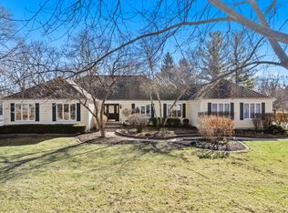 32W225 Pratt Rd, Wayne, IL 60184