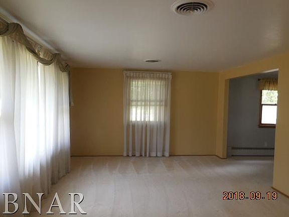 4th image of 1617 Highland Pl