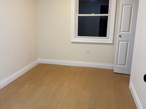 3rd image of 252 Maple St Floor 2