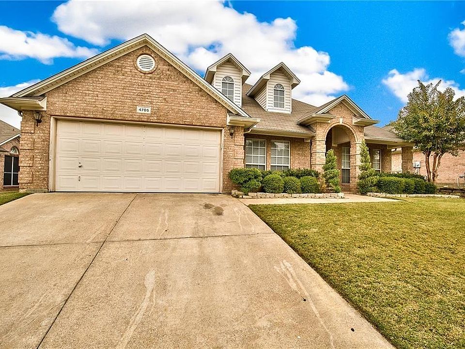 1st image of 4705 Sterling Trace Cir