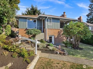 8438 41st Ave SW, Seattle, WA 98136