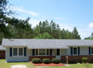 720 W Philadelphia Ave, Southern Pines, NC 28373