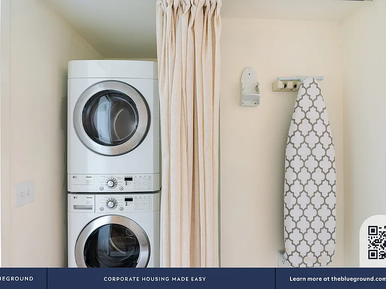 Washer/Dryer in Apartment