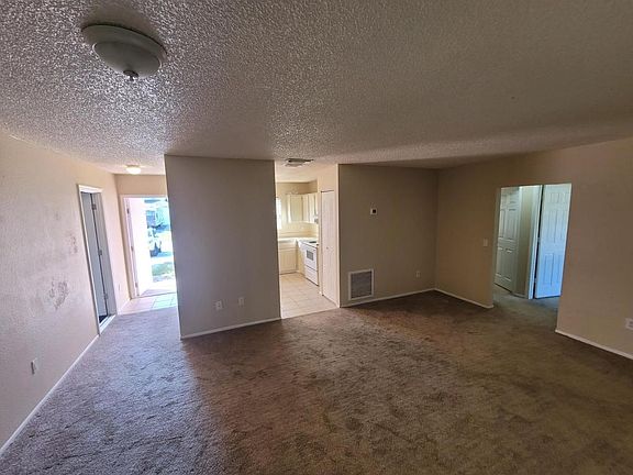 3rd image of 4064 Suburban Ln