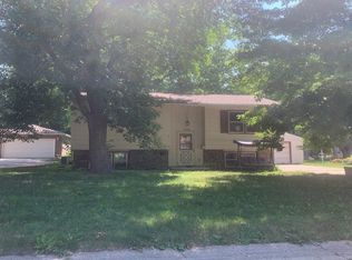 1729 11th St, Manson, IA 50563