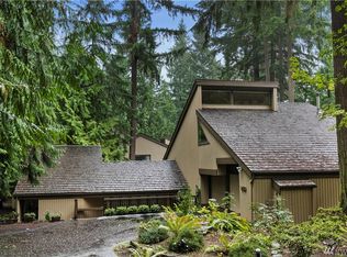 2426 Sahalee Dr W, Sammamish, WA 98074