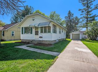 2221 Dawson Ave NE, Grand Rapids, MI 49505