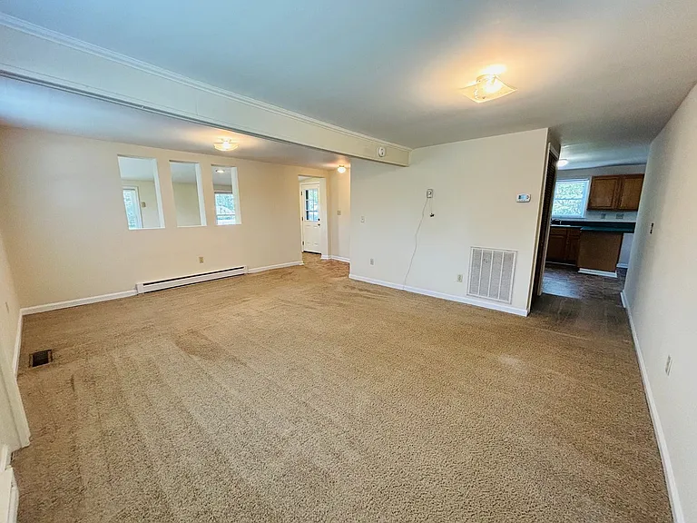 1806 Brooksfield Rd — Photo 11