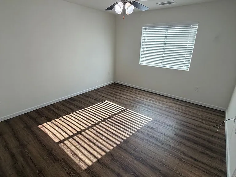 2450 W Park Dr — Photo 9