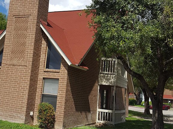 Front side view of Duplex with chimney.