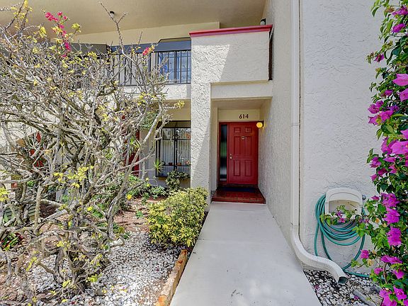 4th image of 5187 Oak Hill Lane #614