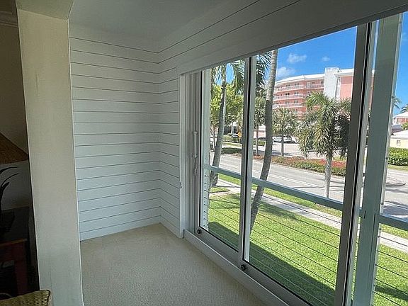 Lanai Shiplap Walls