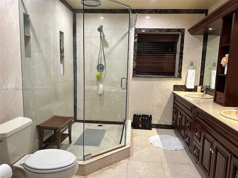 2908 Bayview Dr — Photo 26
