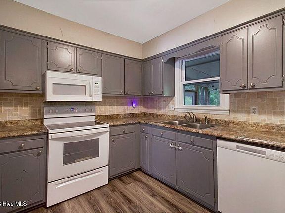 5th image of 518 Brynn Marr Rd