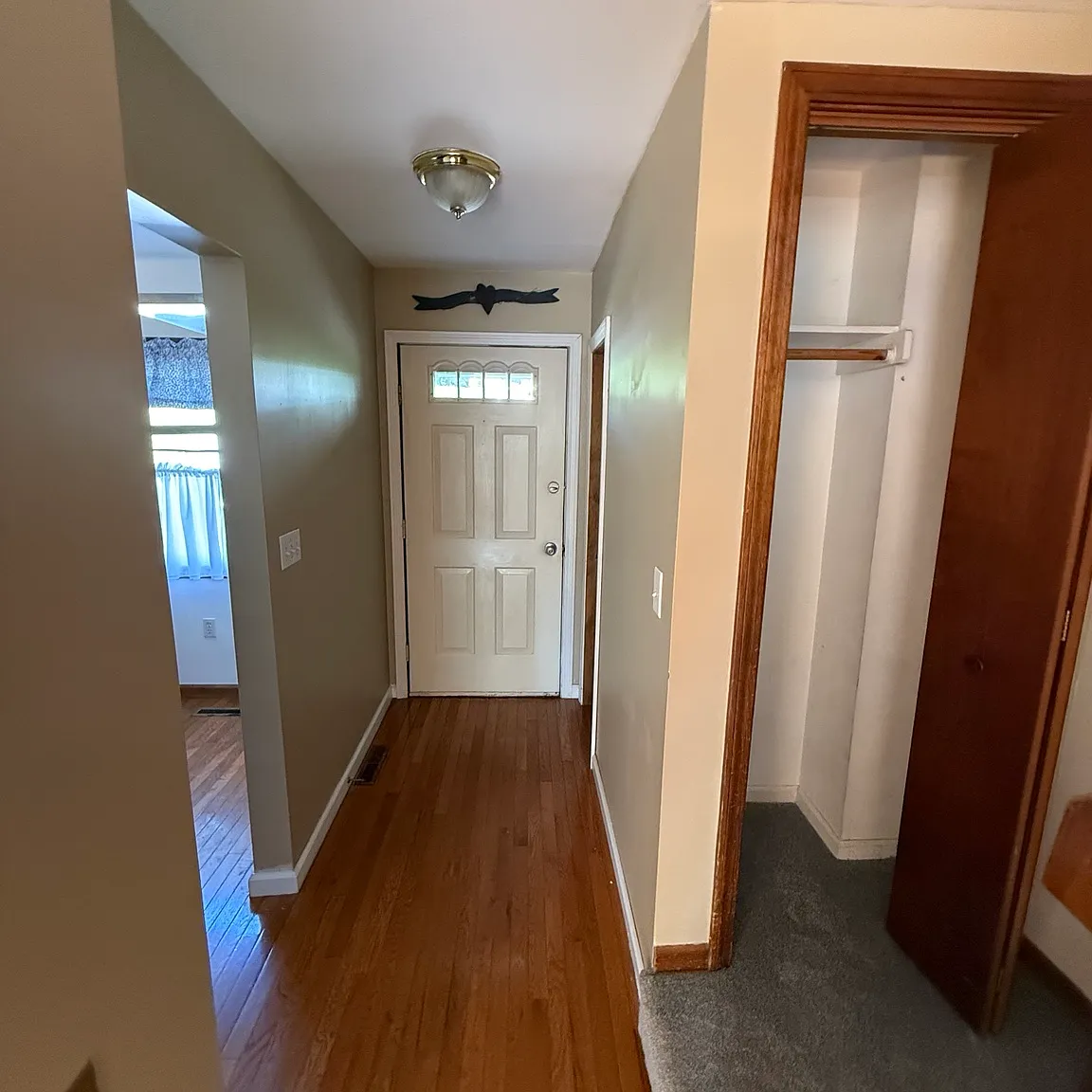 2 bed, 1.5 bath, 1600 sqft, $2,600 — Photo 3