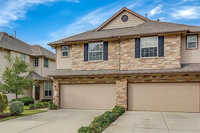 1st image of 251 Bloomhill Pl
