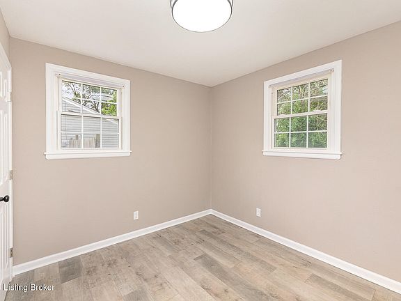 5th image of 7312 Rainbow Dr