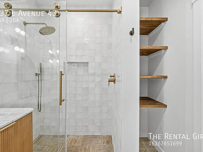137 E Avenue 43 — Photo 22