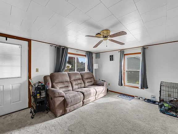 3rd image of 1555 7th Ave