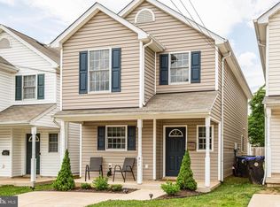 911 White St, Fredericksburg, VA 22401