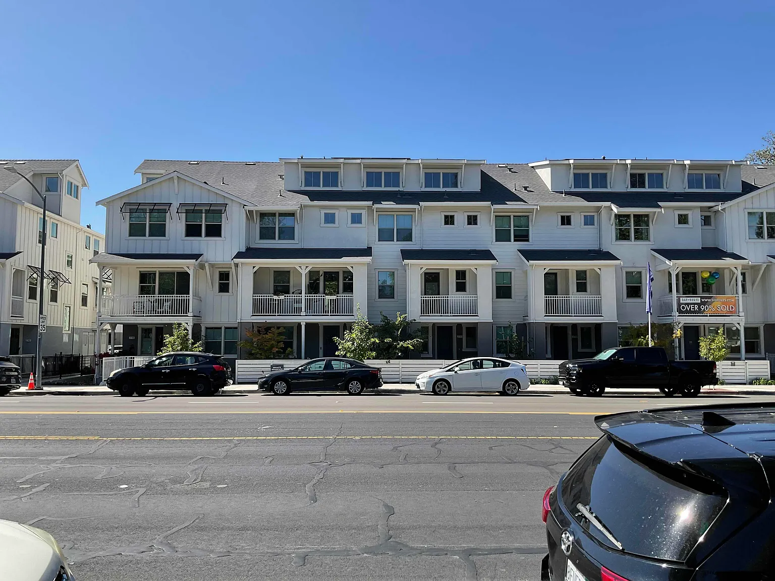 3 bed, 3.5 bath, 1891 sqft, $4,150 — Photo 1