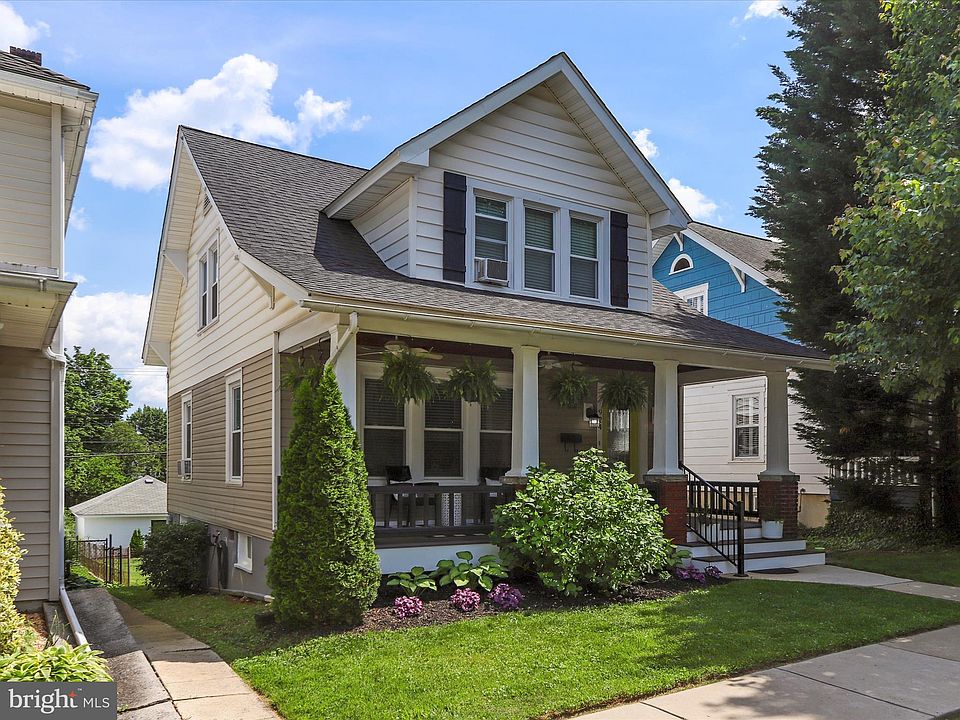 1st image of 924 Mulberry Ave