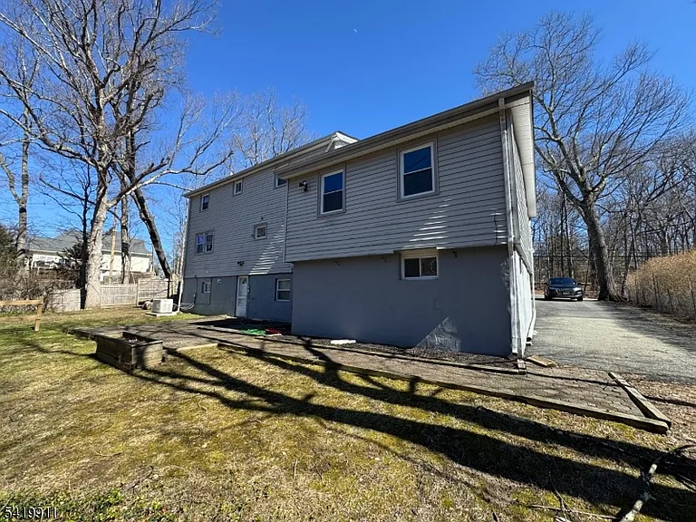 117 Weldon Rd — Photo 28