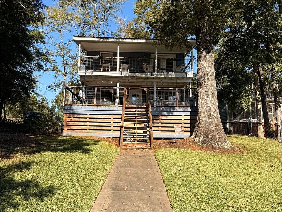 1st image of 132 Bear Creek Rd #A