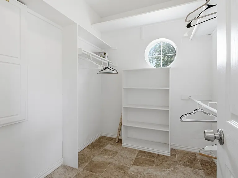 478 Johns Ln — Photo 32