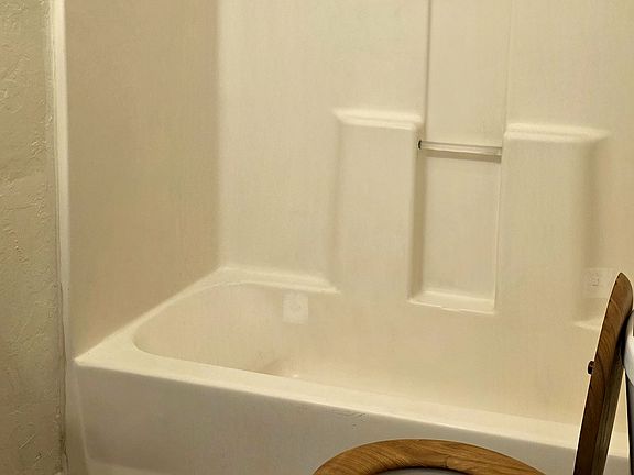 Tub