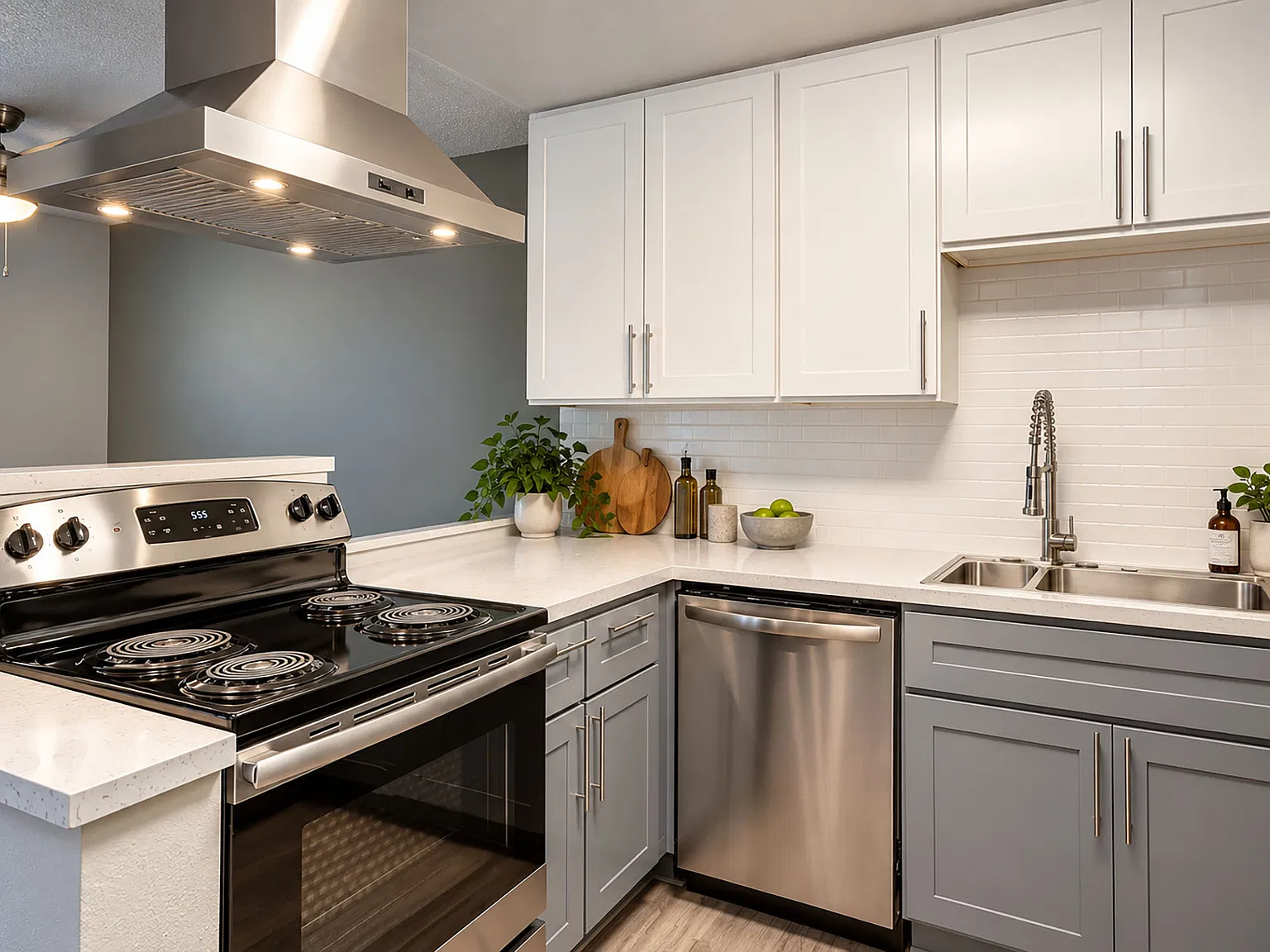 Delridge Crossing Apartments — Photo 2