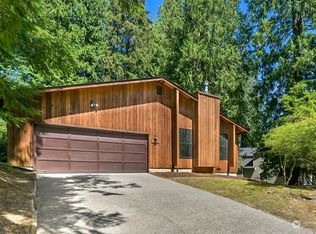 157 Harbor View Dr, Bellingham, WA 98229
