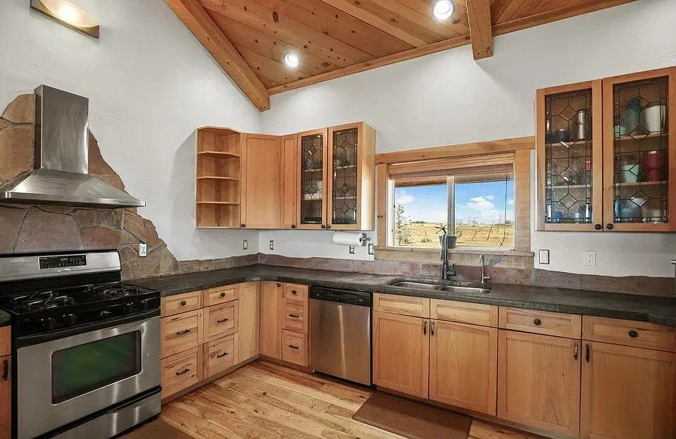 262 Oxford Meadows Dr — Photo 4