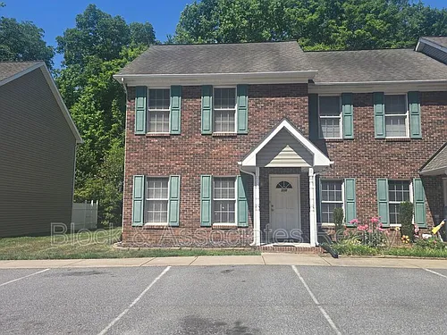 108 Maple Grove Ct Photo 1