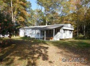 1003 High Peak Rd, Hendersonville, NC 28739