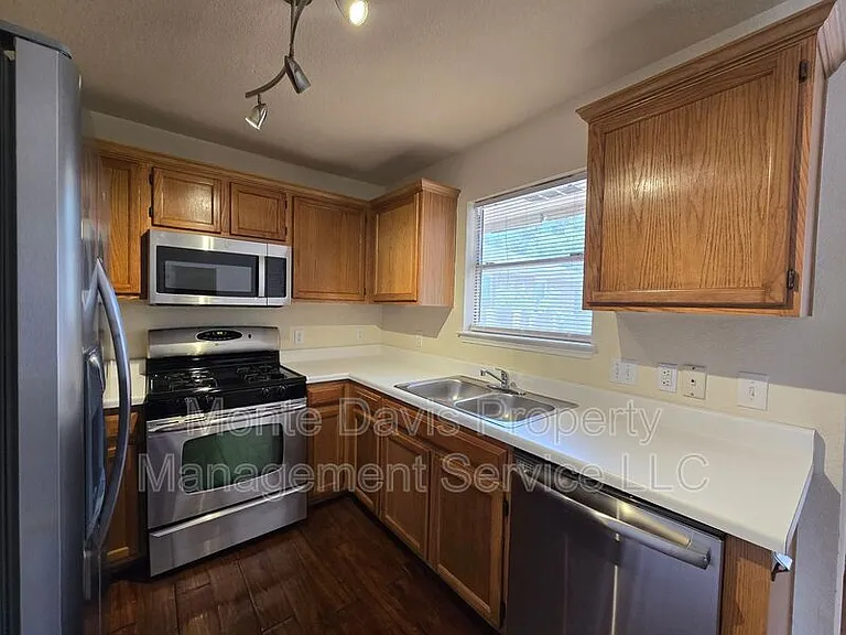 505 Shant St — Photo 5