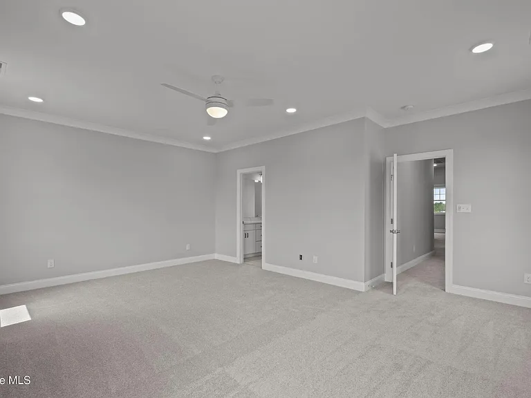 319 Taylorwood Dr — Photo 22