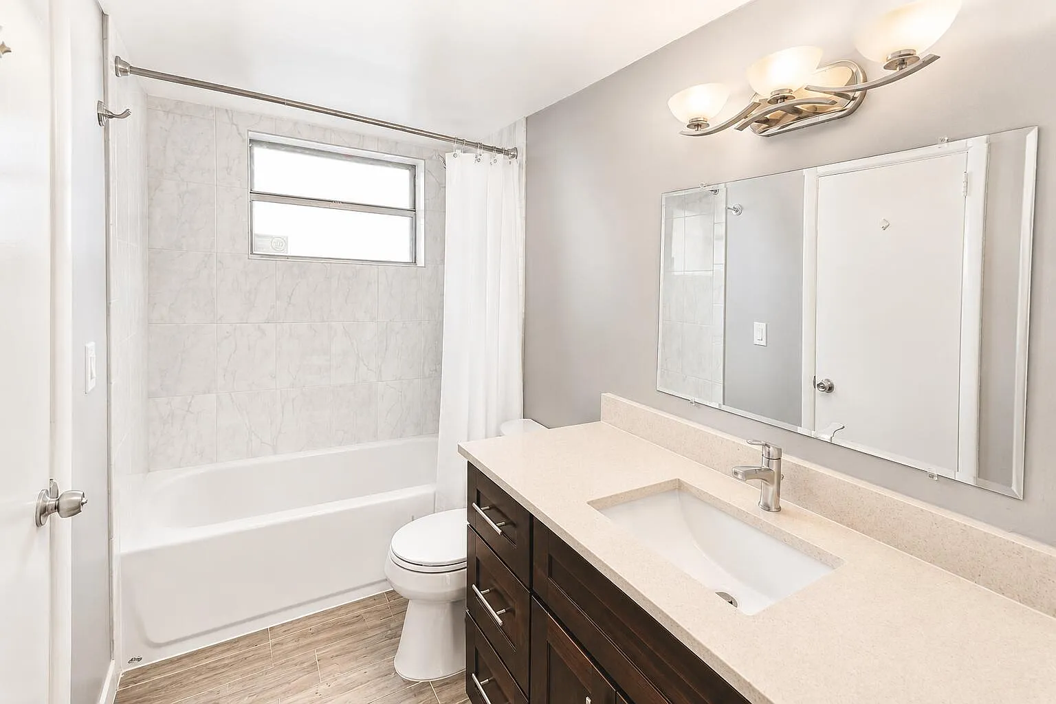 1 bed, 1.0 bath, 660 sqft, $1,700 — Photo 4