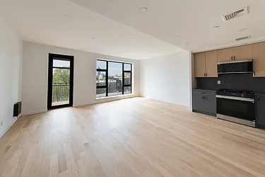 130 Diamond Street, #5A