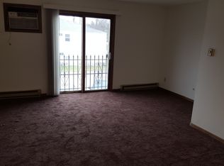 5440 Windsor Rd APT 3, Loves Park, IL 61111