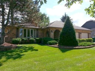 13901 S Teakwood Dr, Homer Glen, IL 60491