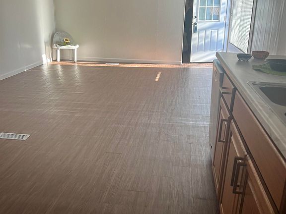 5th image of 207 N 68th Ave #501