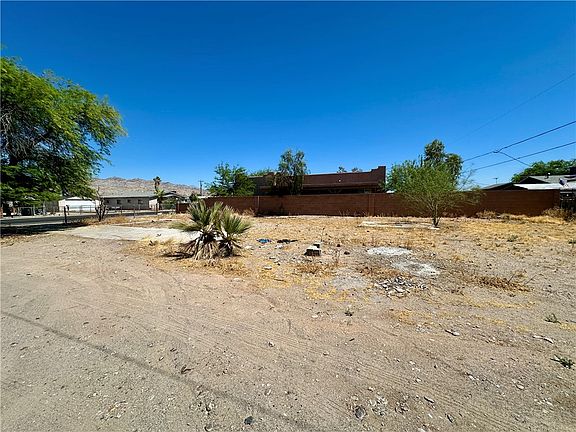 4th image of 1858 Clearwater Drive