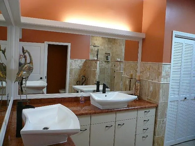 8422 Poinciana Pl #7 — Photo 11