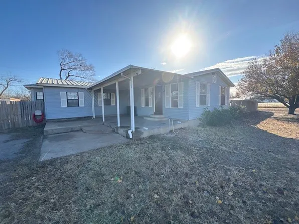 206 NE Fishermans Dr, Apache, OK 73006