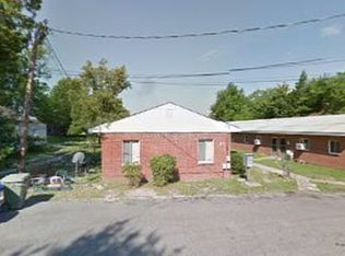 127 N 1st St, Spring Lake, NC 28390