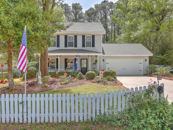 1612 Windsor Ln, Moncks Corner, SC 29461