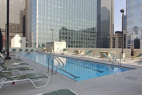 4th image of 345 N Lasalle St #2807