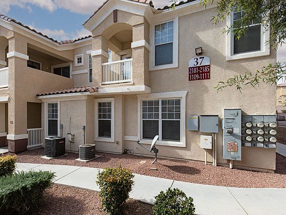 2nd image of 5855 Valley Dr Unit 1109