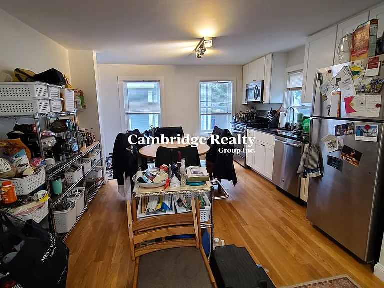 115 Pleasant St #B — Photo 4